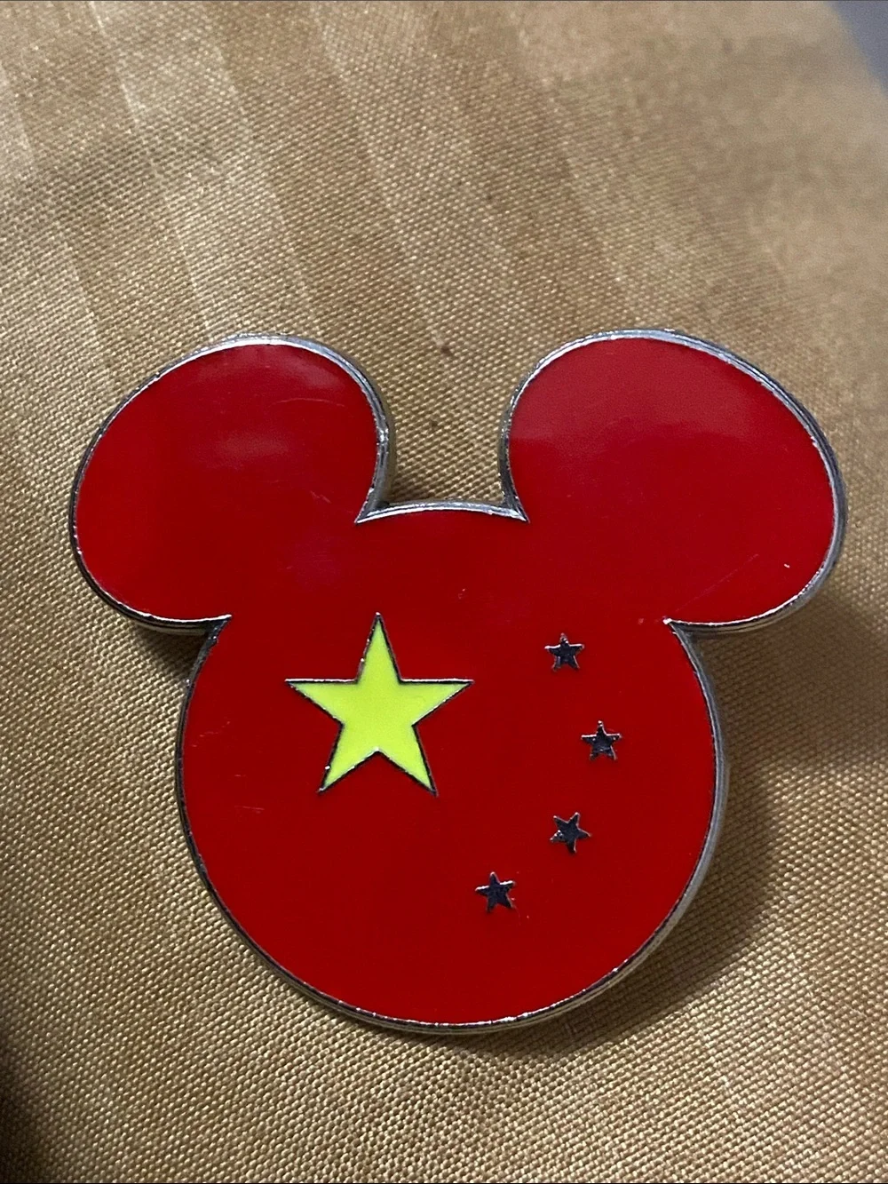 Disney trading Pin Mickey Mouse Chinese flag With a yellow star 2007